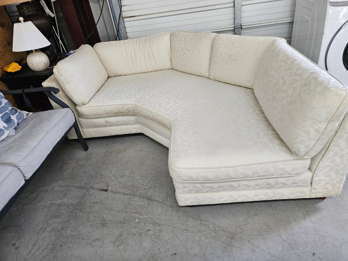 Mid Century Modern Couch ๐ GET IT DELIVERED TODAY! ๐
