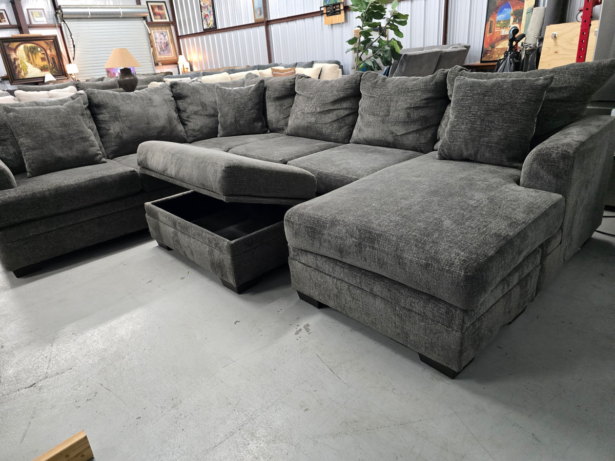 Gray U-Shaped Sectional Couch with Storage Ottoman - D115