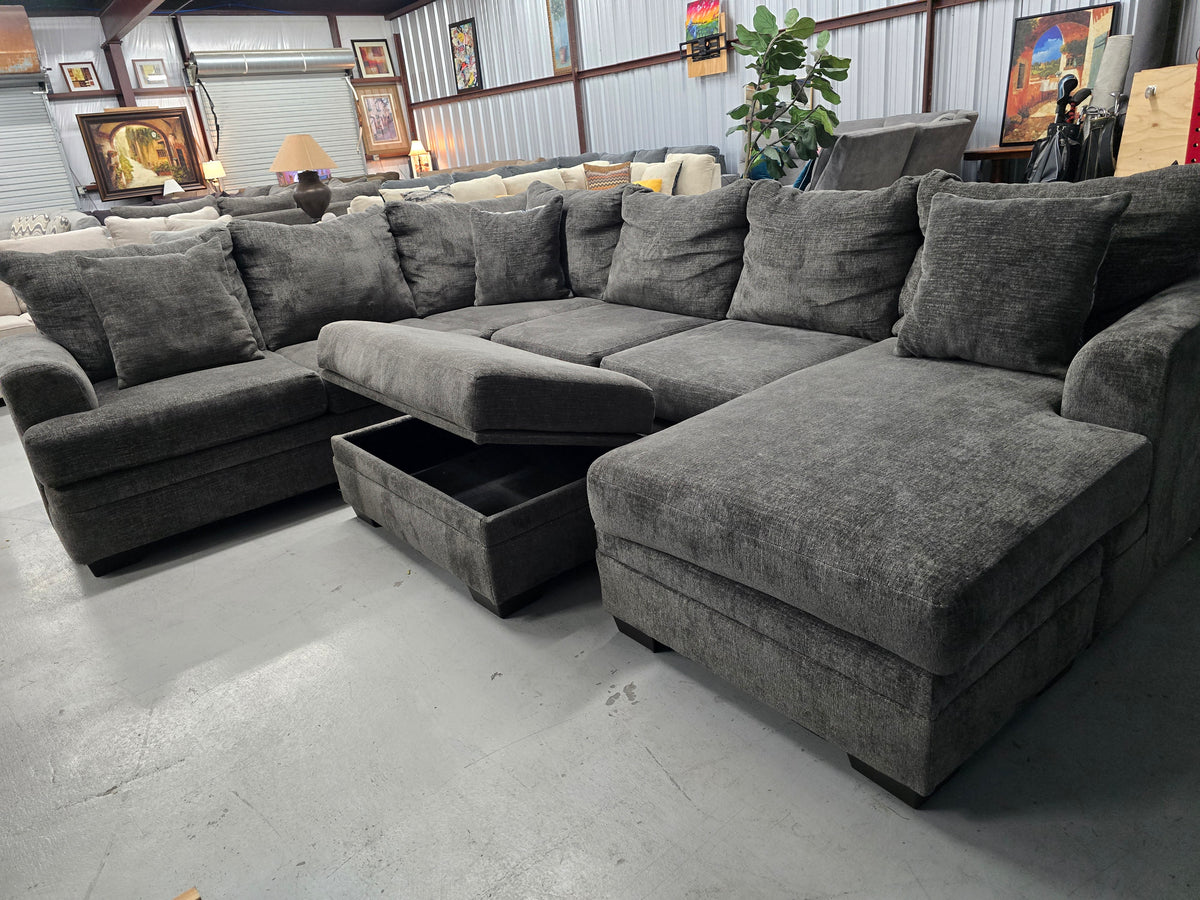 Gray U-Shaped Sectional Couch with Storage Ottoman - D115