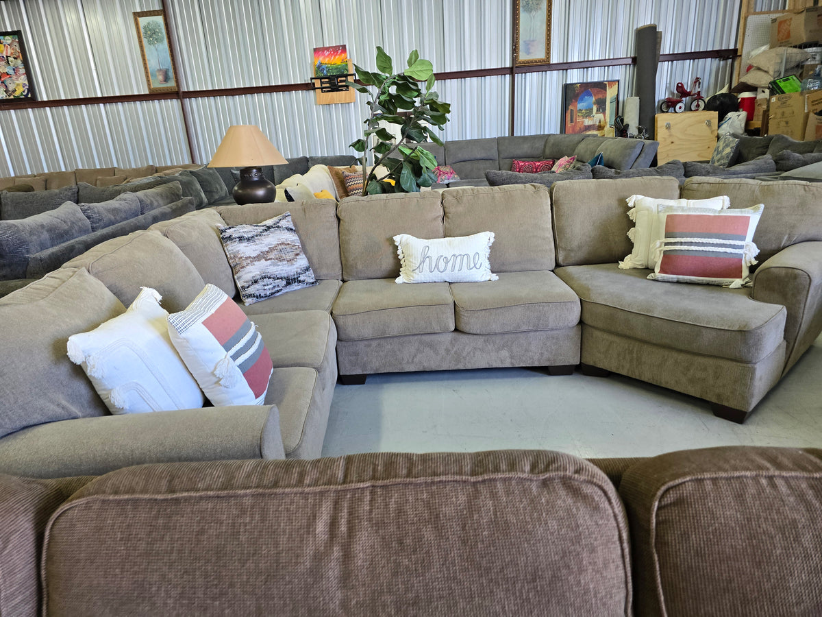 Ashley Furniture Large Tan Sectional Couch with Cuddler - D116