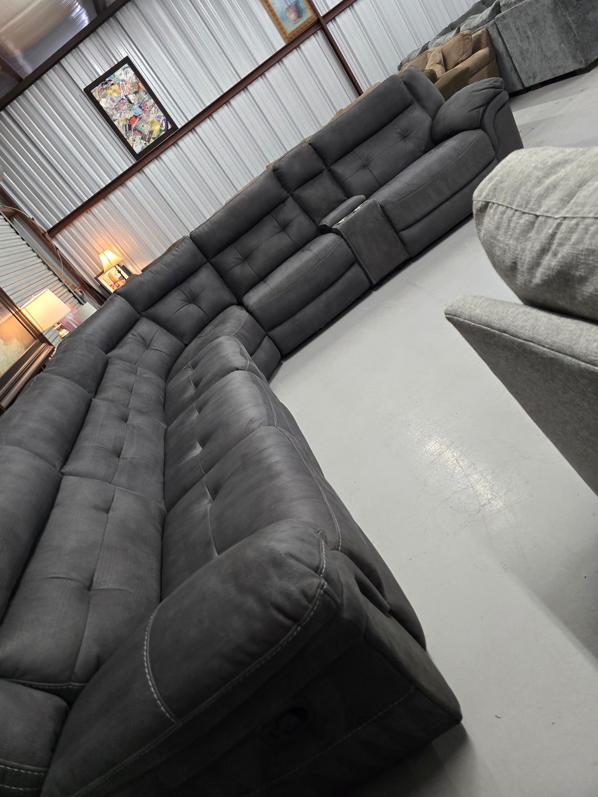 7-Piece Reclining Gray Sectional Couch with 2 Manual Recliners - D119