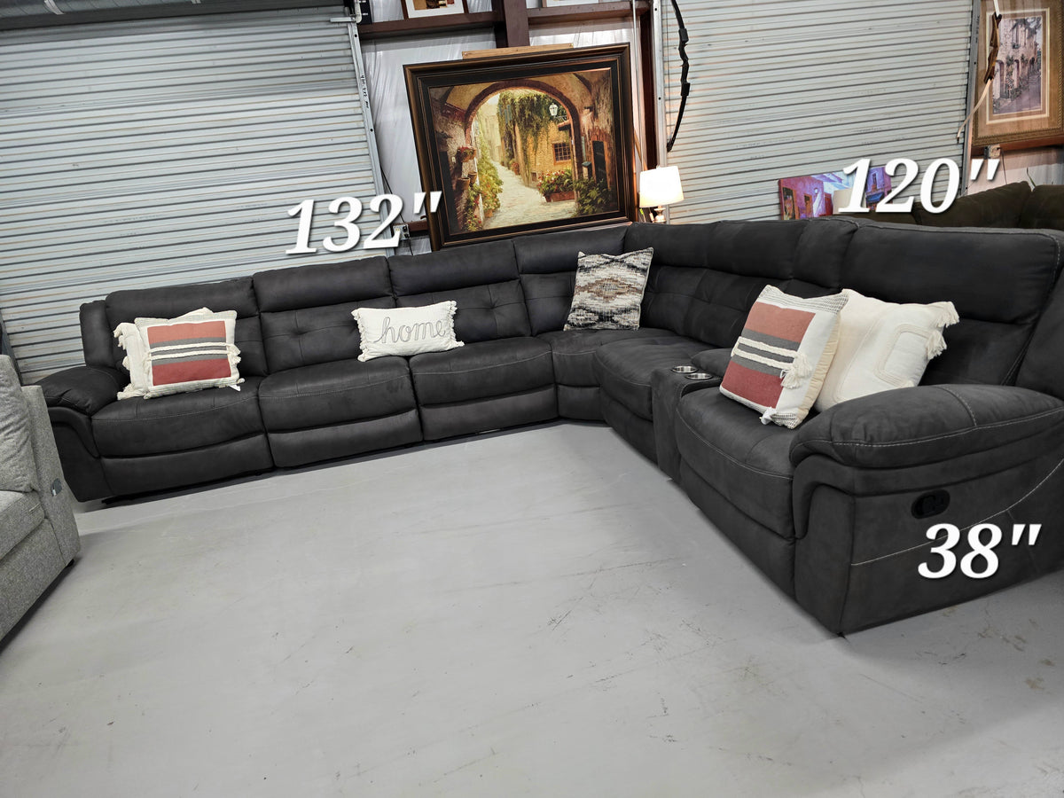 7-Piece Reclining Gray Sectional Couch with 2 Manual Recliners - D119