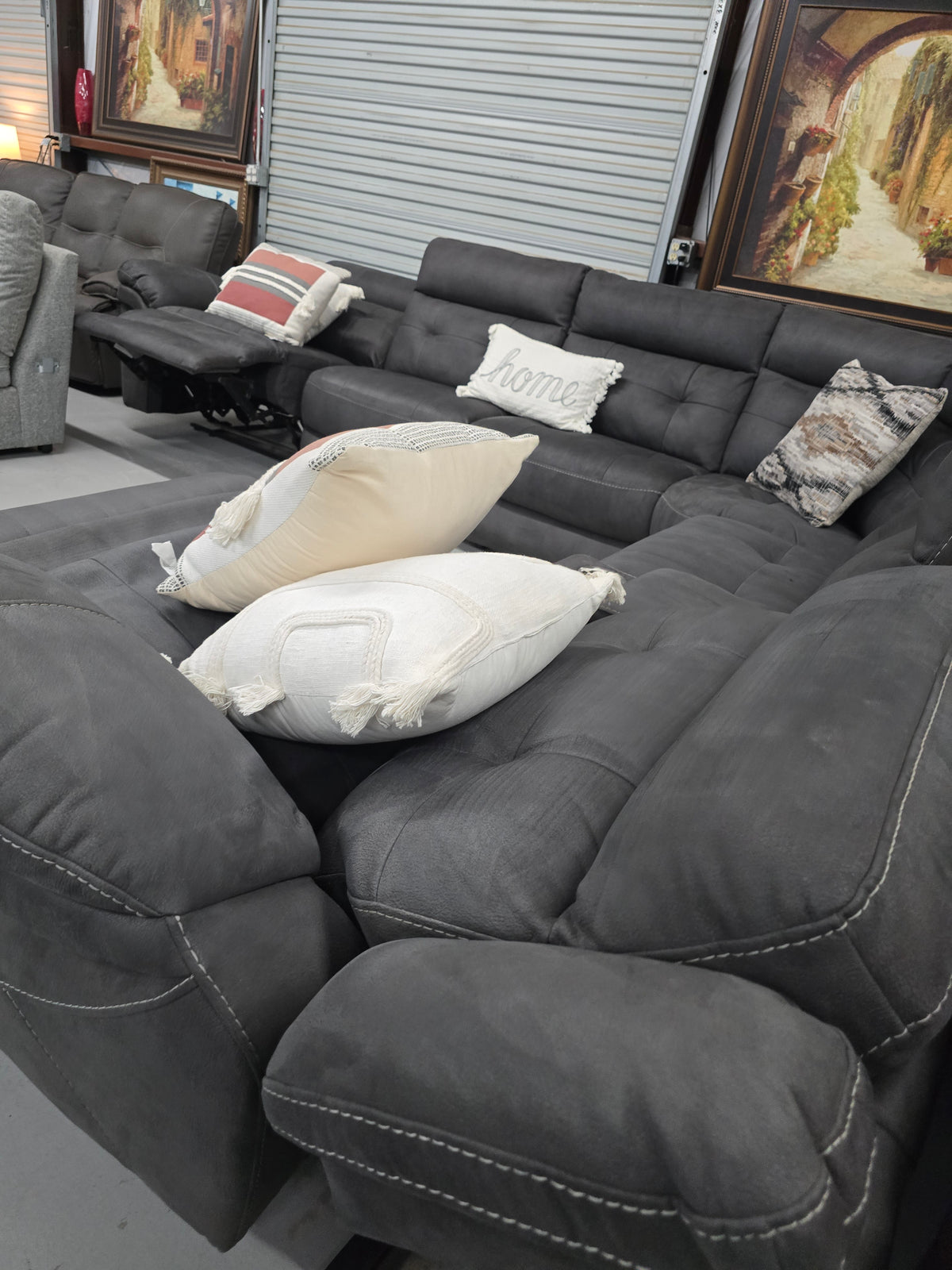 7-Piece Reclining Gray Sectional Couch with 2 Manual Recliners - D119