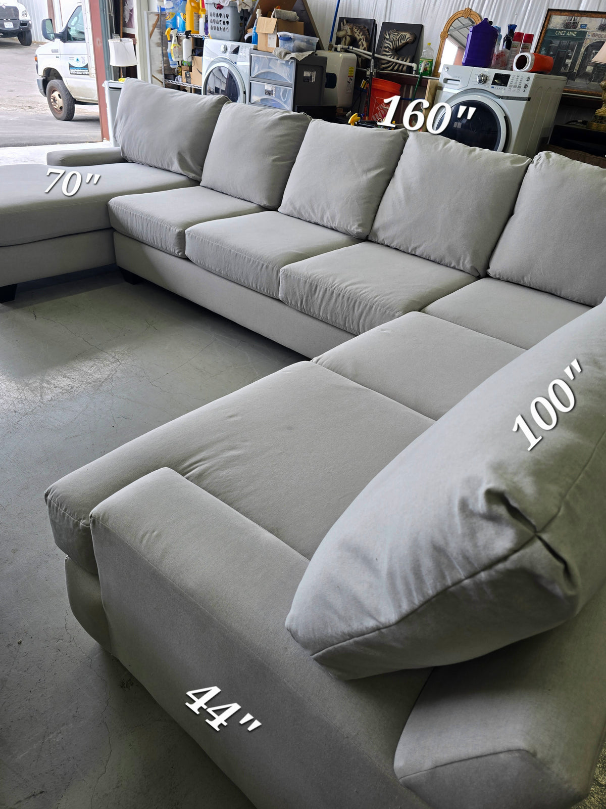 Living Spaces Oversized Light Gray U-Shaped Sectional with Chaise - D121