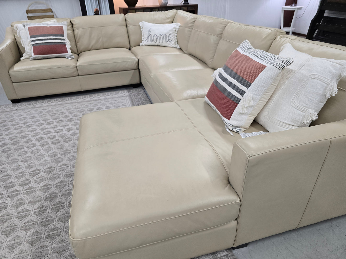 🔥 Beige Leather Chaise Sectional – SAME-DAY DELIVERY 🚚