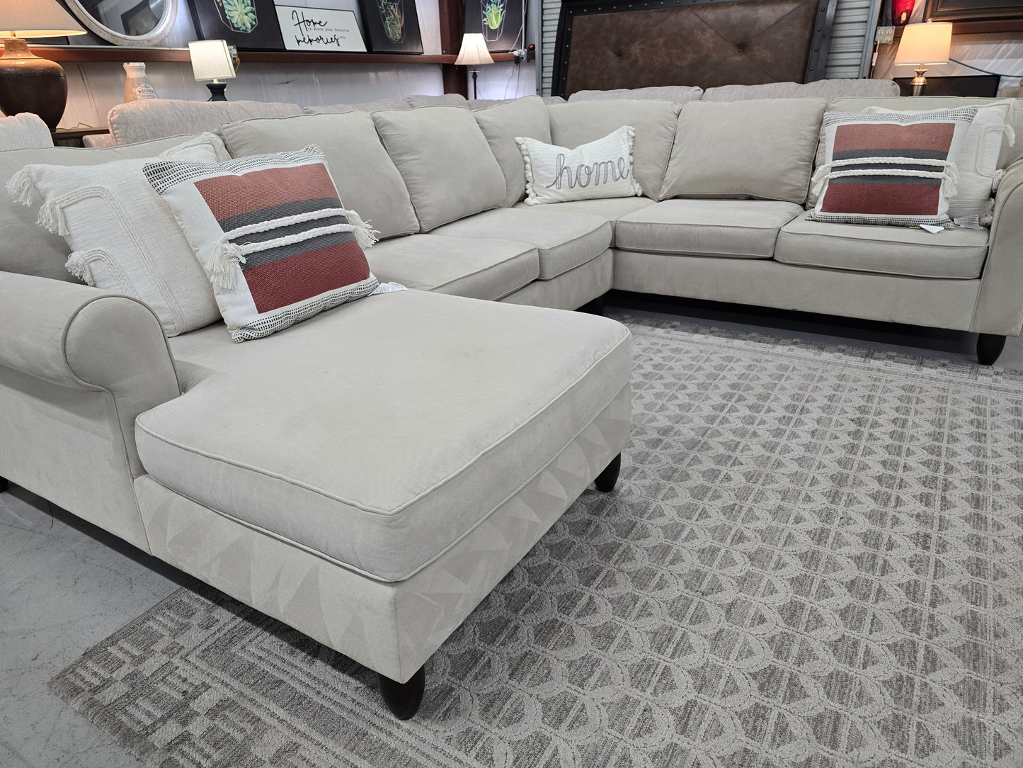 Beige U-Shaped Sectional Couch – Havertys