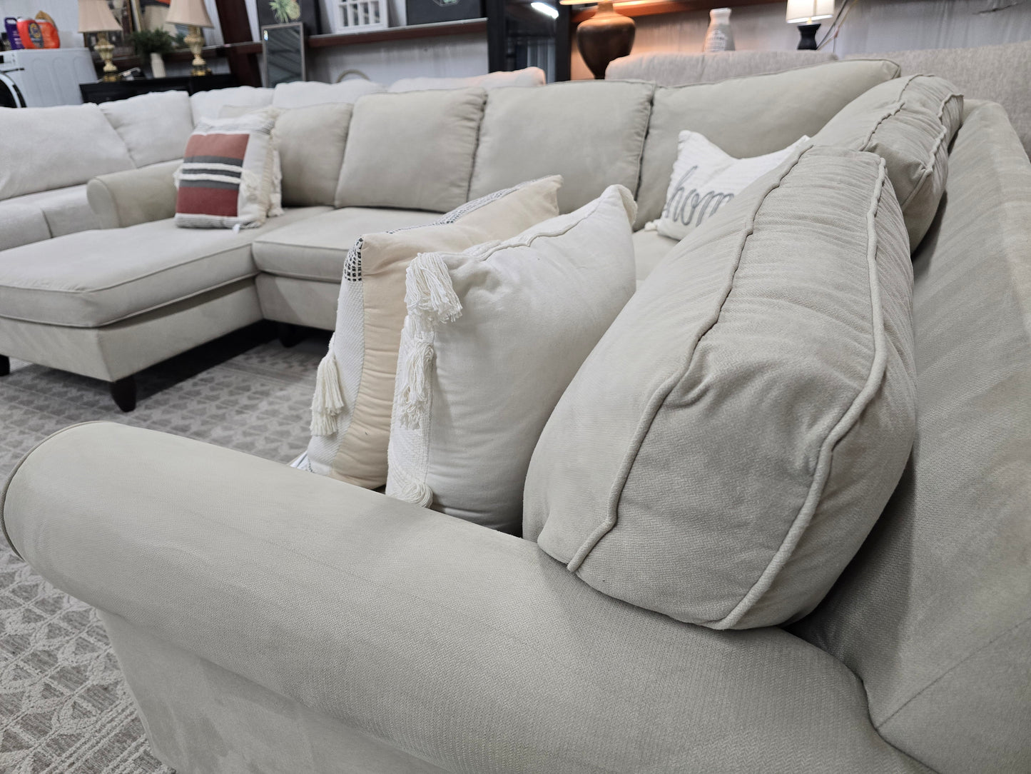 Beige U-Shaped Sectional Couch – Havertys