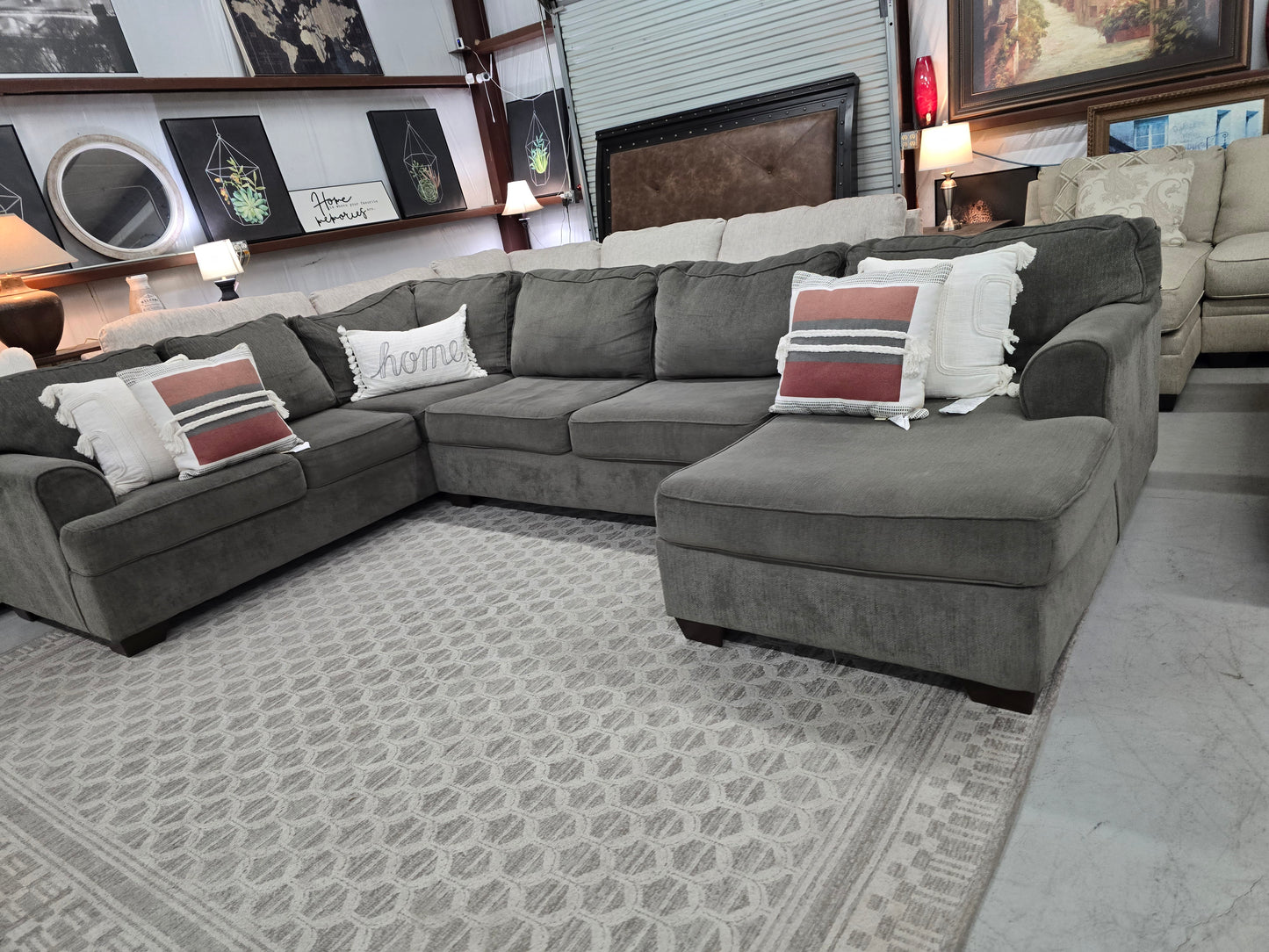 Gray U-Shaped Sectional with Chaise Lounge