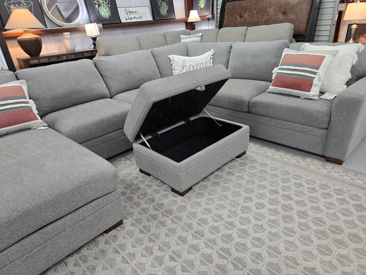 Gray U-Shaped Sectional Couch – Thomasville