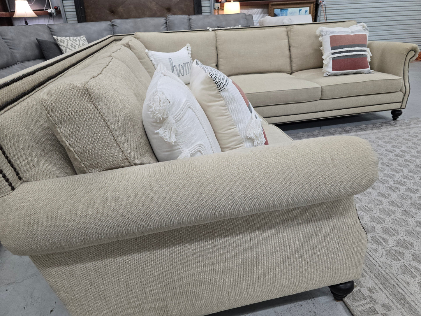 Luxury Bernhardt Nailhead Sectional Sofa – Like New