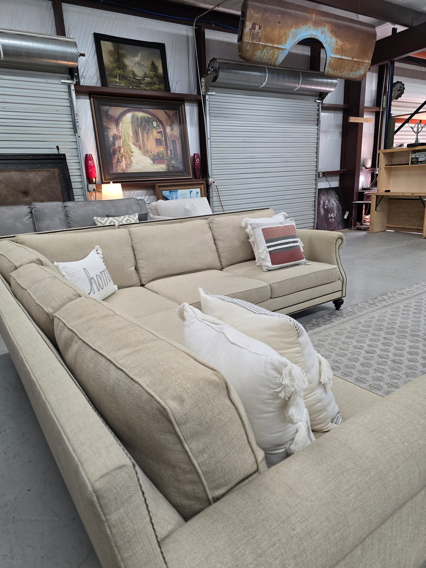 Luxury Bernhardt Nailhead Sectional Sofa – Like New