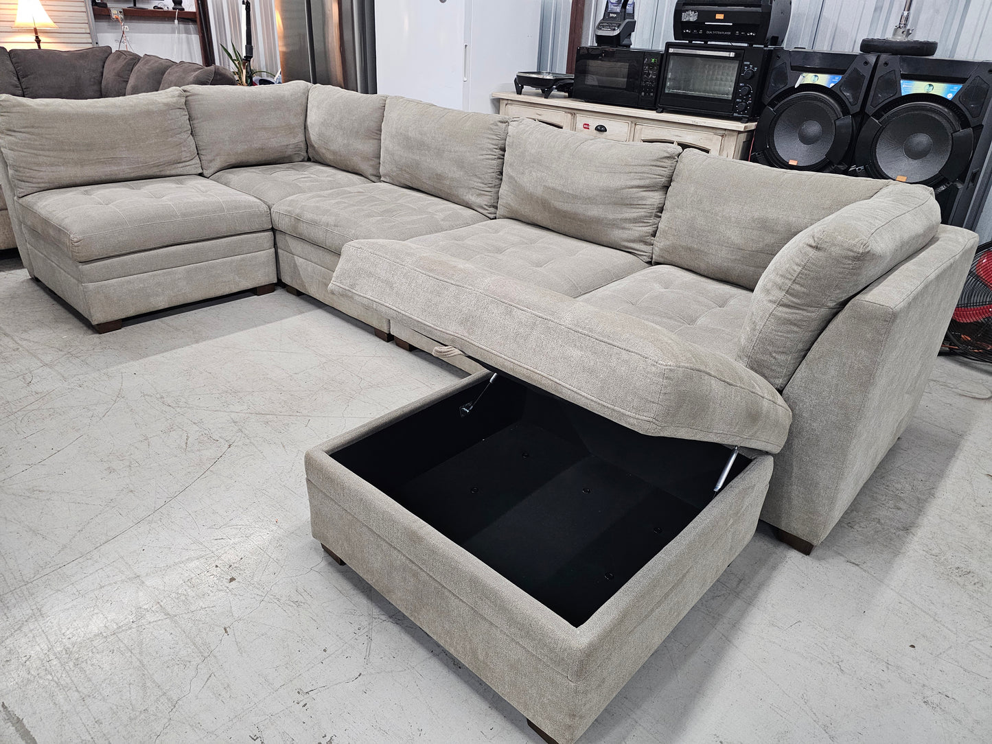 Gray Modular Sectional Couch with Storage Ottoman - D4