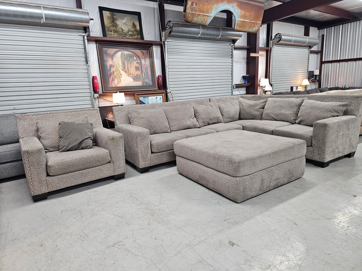 Massive Oversized Sectional Couch with Ottoman & Chair – Living Spaces - D26