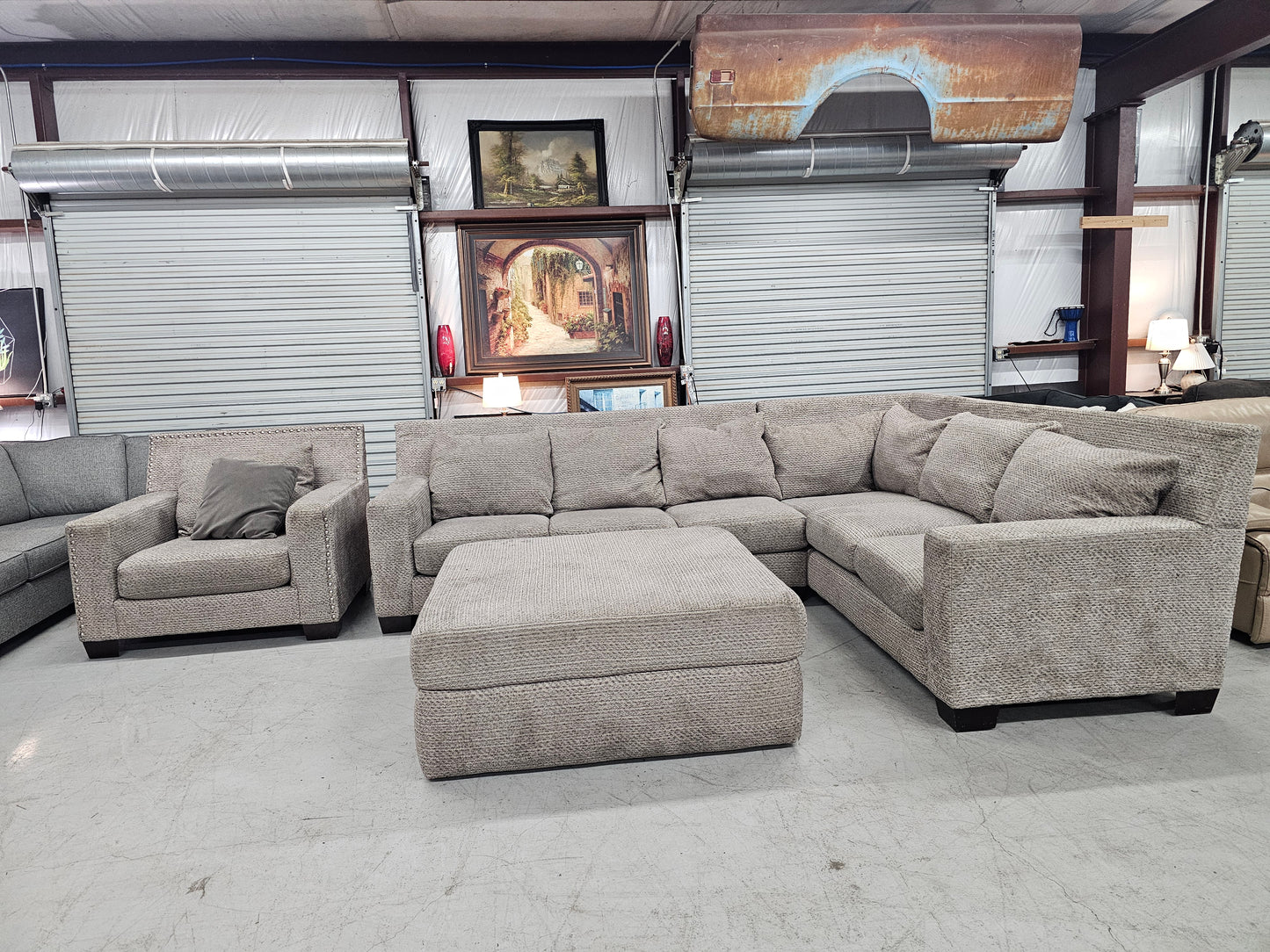Massive Oversized Sectional Couch with Ottoman & Chair – Living Spaces - D26