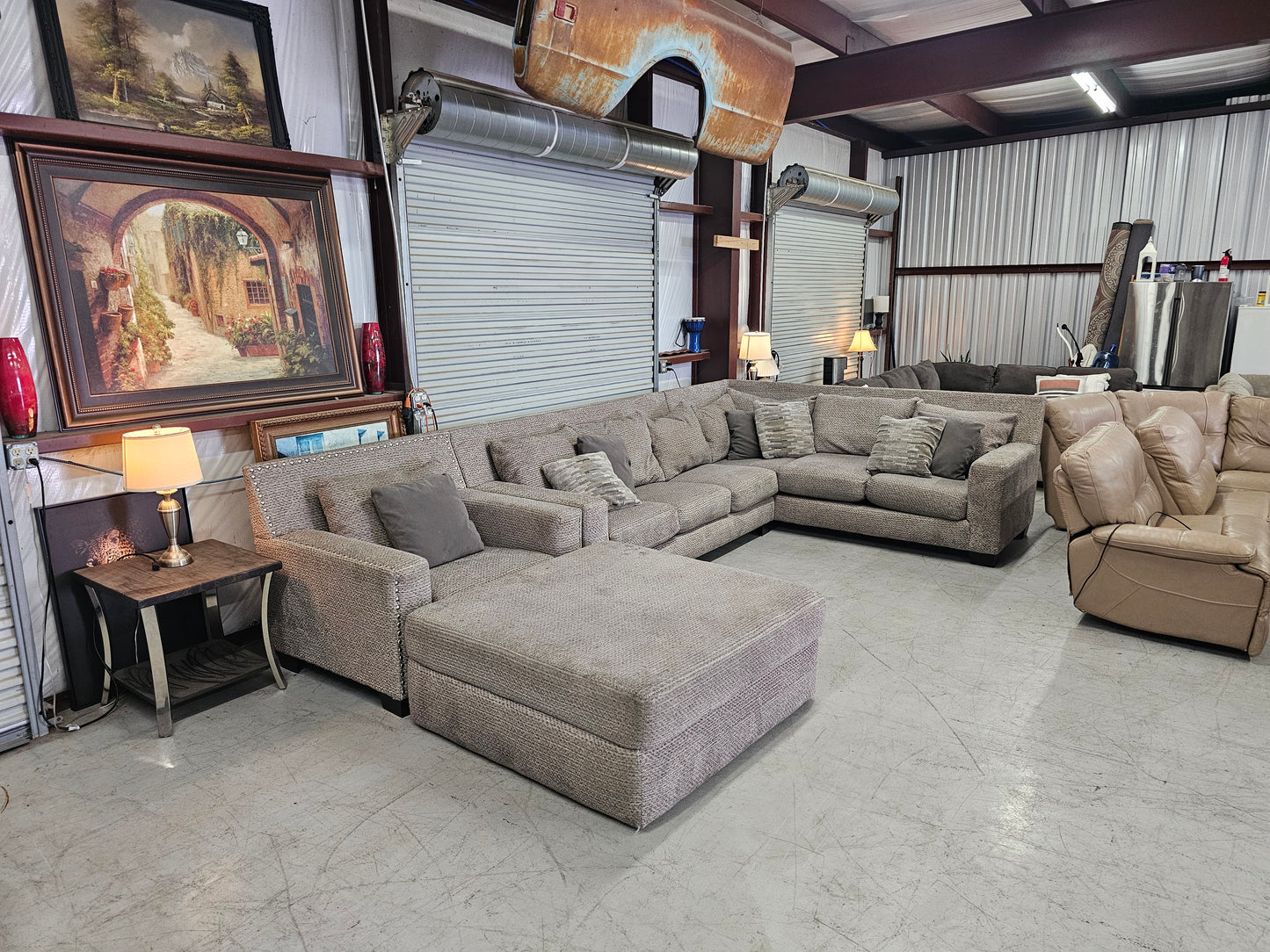 Massive Oversized Sectional Couch with Ottoman & Chair – Living Spaces - D26