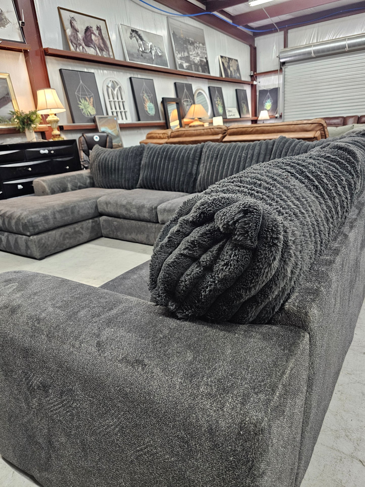 Dark Gray U-Shaped Sectional Couch - D40