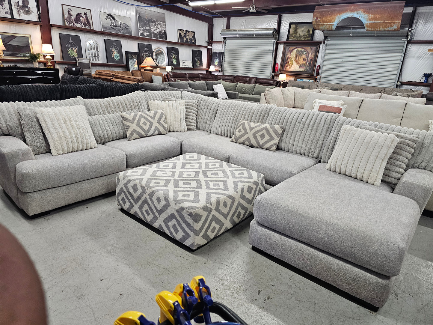 Light Gray U-Shaped Sectional Couch with Ottoman - D43