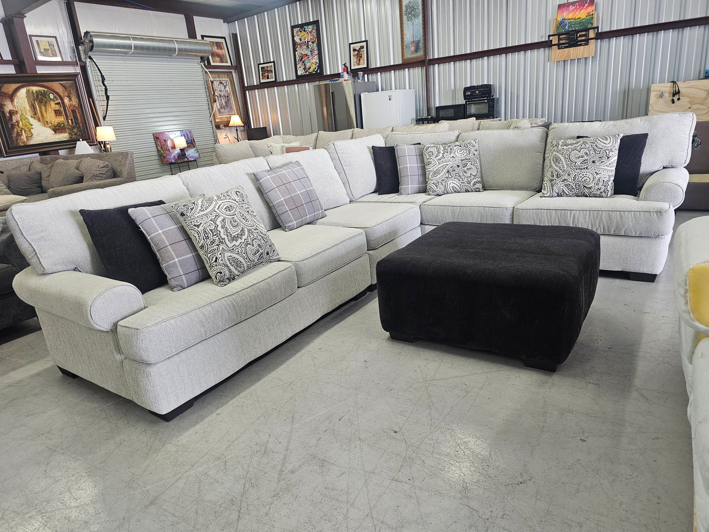 Oversized Light Gray L-Shaped Sectional Couch with Ottoman - D54