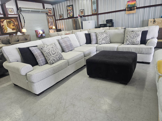 Oversized Light Gray L-Shaped Sectional Couch with Ottoman - D54