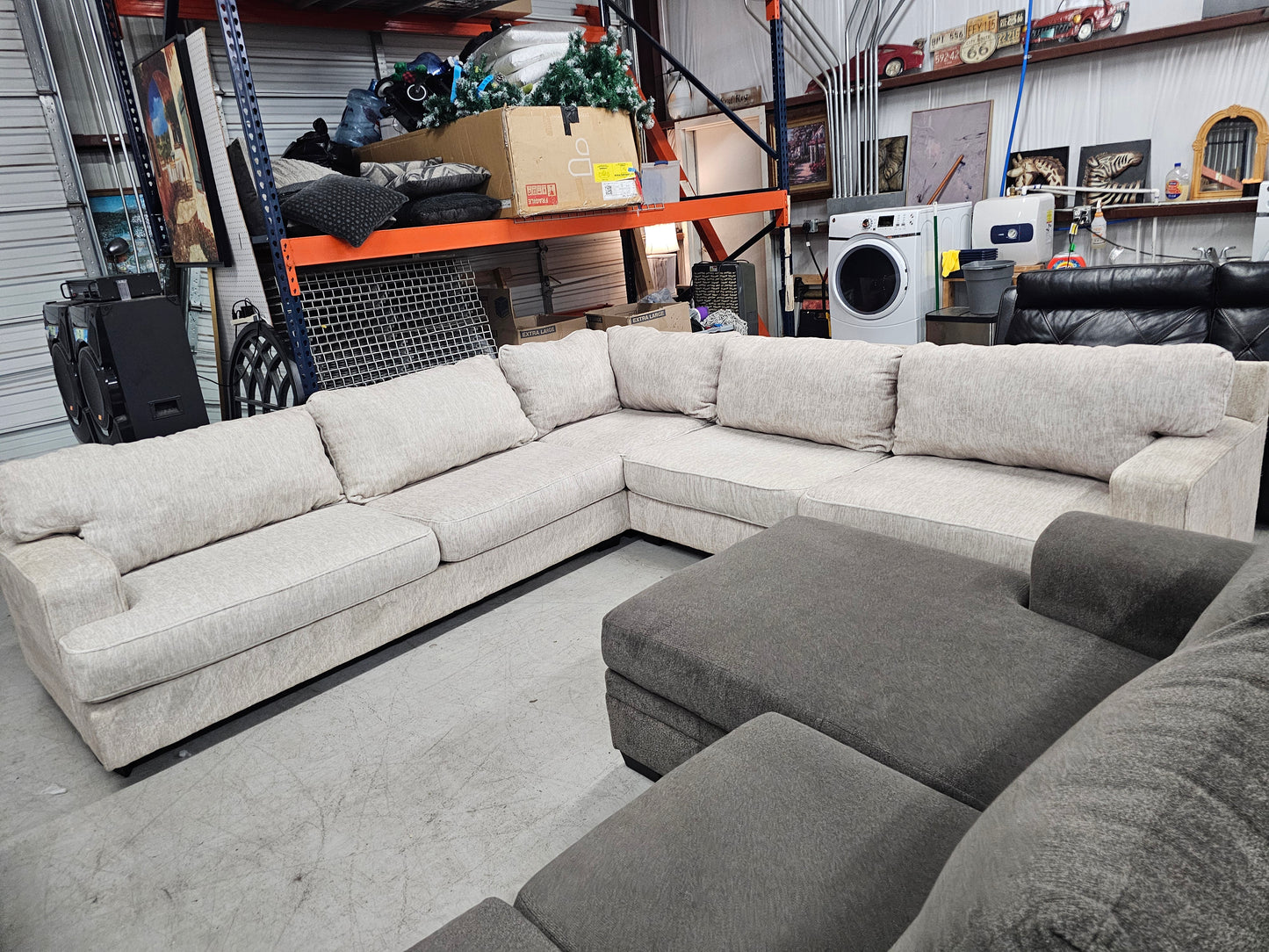 Rawcliffe 3-Piece Sectional by Ashley Furniture - D61
