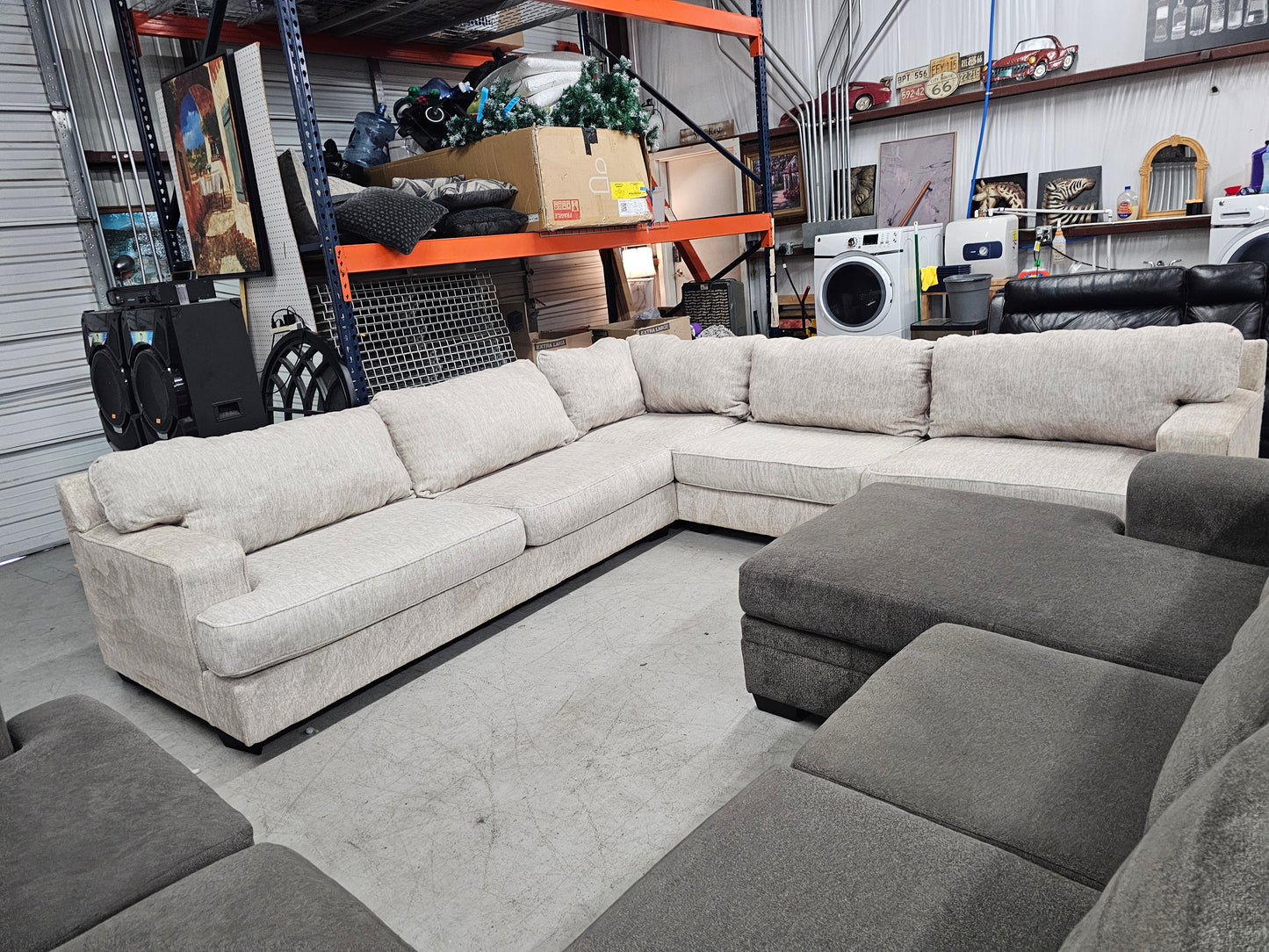 Rawcliffe 3-Piece Sectional by Ashley Furniture - D61