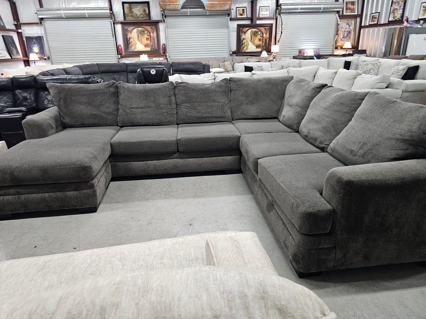 Gray U-Shaped Sectional Couch with Interchangeable Chaise Lounge - D56