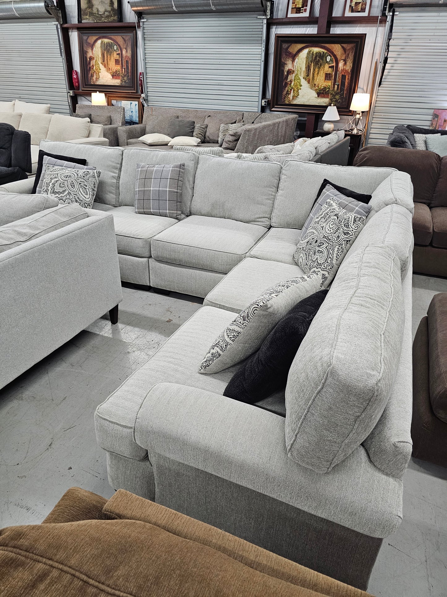 Oversized Light Gray L-Shaped Sectional Couch with Ottoman - D54