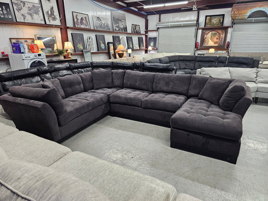 Gray Cindy Crawford Metropolis U-shaped Sectional Couch - D63