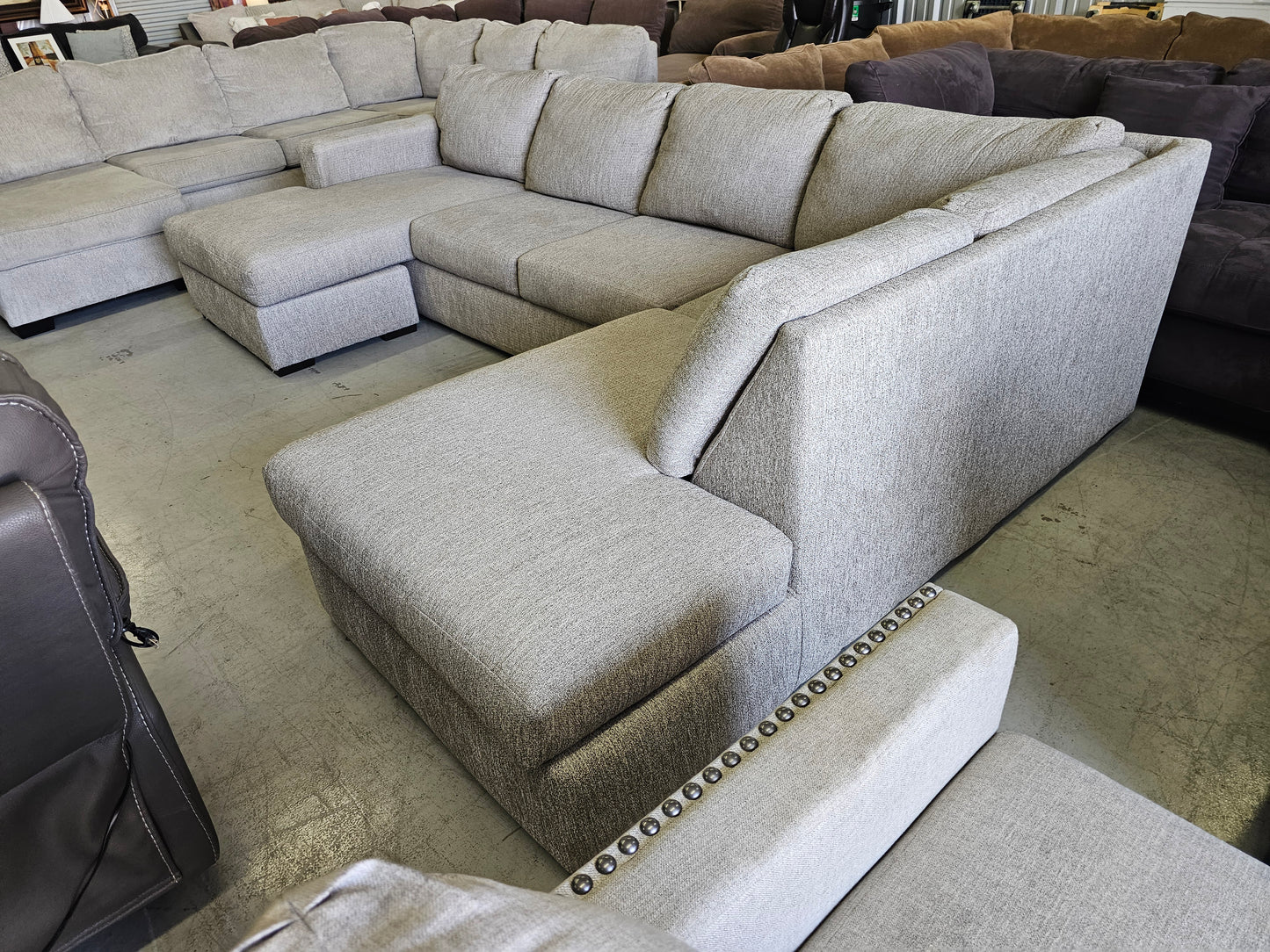 Light Gray U-Shaped Living Spaces Sectional Couch - D79