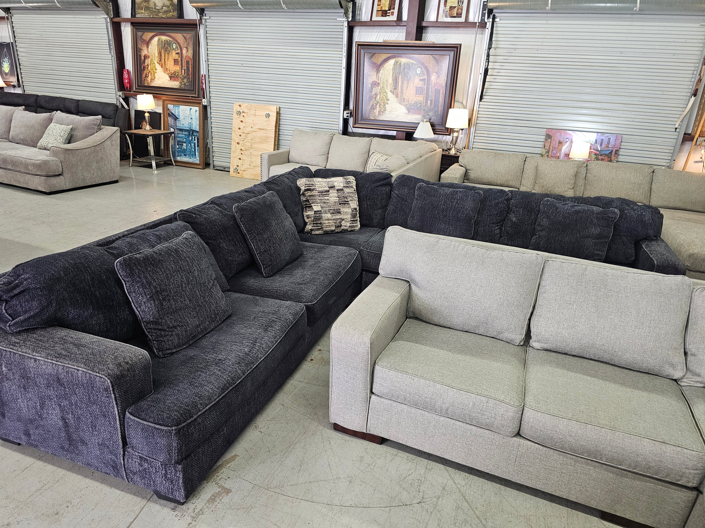Large Cozy Ashley Furniture Sectional Couch - D83
