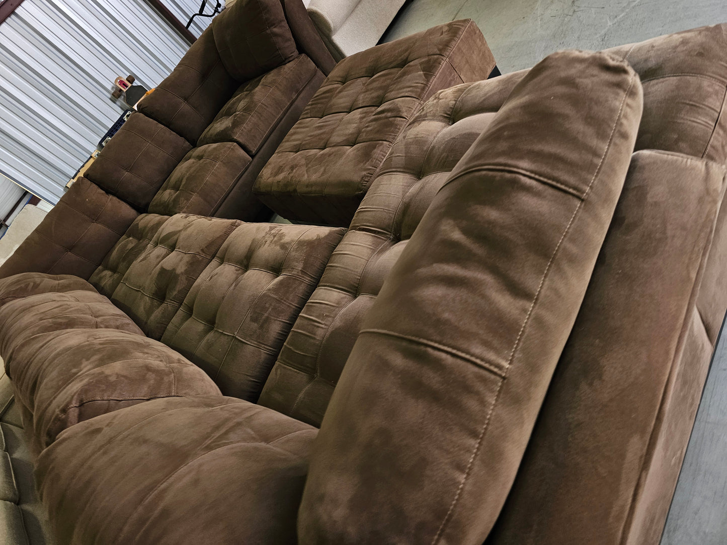 Large Brown Cindy Crawford U-Shaped Sectional with Ottoman - D94