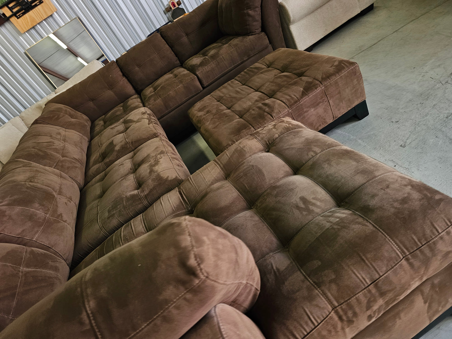 Large Brown Cindy Crawford U-Shaped Sectional with Ottoman - D94
