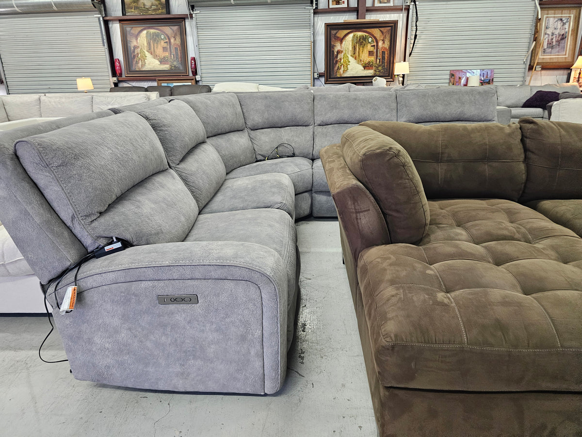 Gray Power Reclining Sectional Couch with 3 Recliners - D97