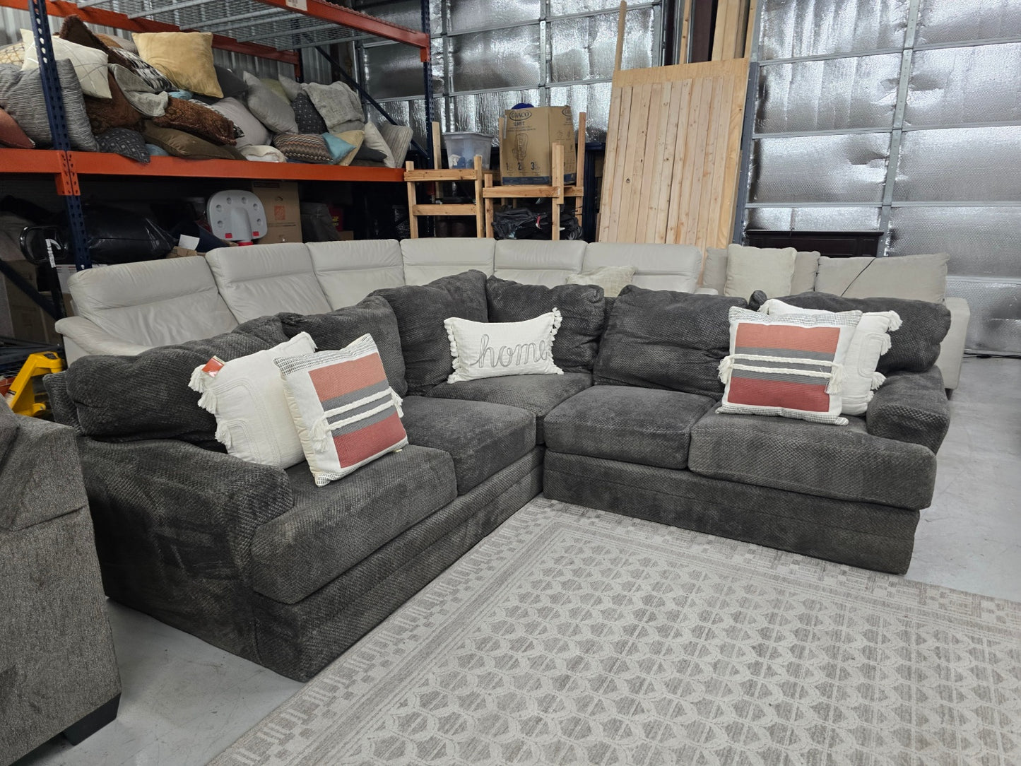 Gray L-Shaped Fluffy Sectional Couch 🚛 CAN DELIVER TODAY 🚚
