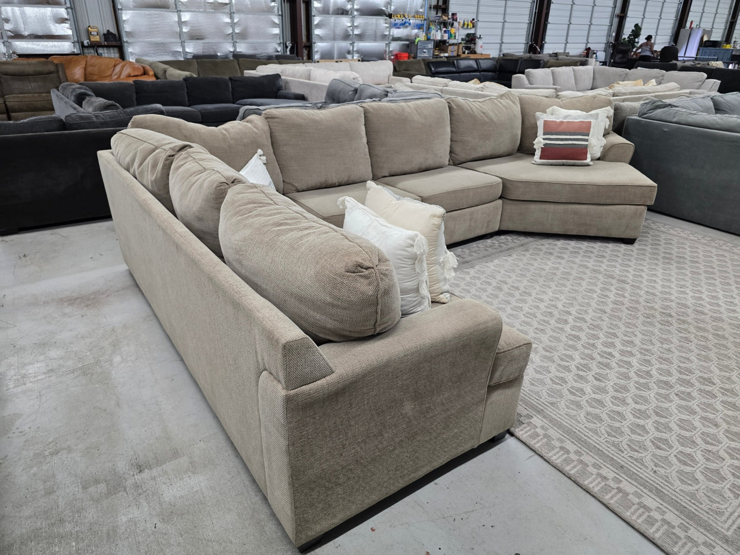 Big Sectional Couch  🚛 FAST SAME DAY DELIVERY! 🚚