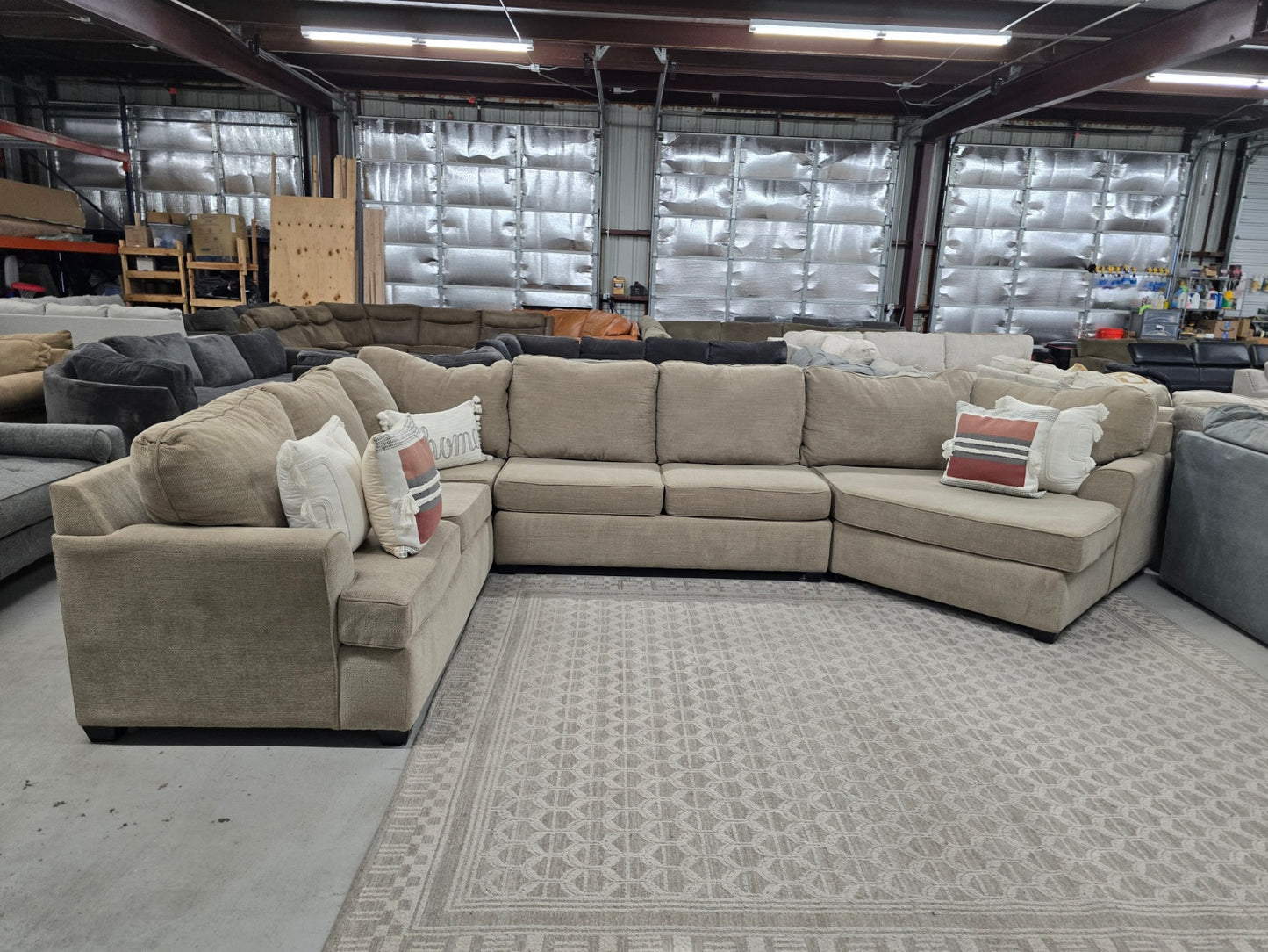 Big Sectional Couch  🚛 FAST SAME DAY DELIVERY! 🚚