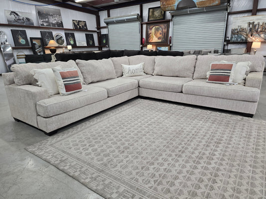Rawcliffe 3-Piece Sectional Couch 🚛 FAST SAME DAY DELIVERY! 🚚