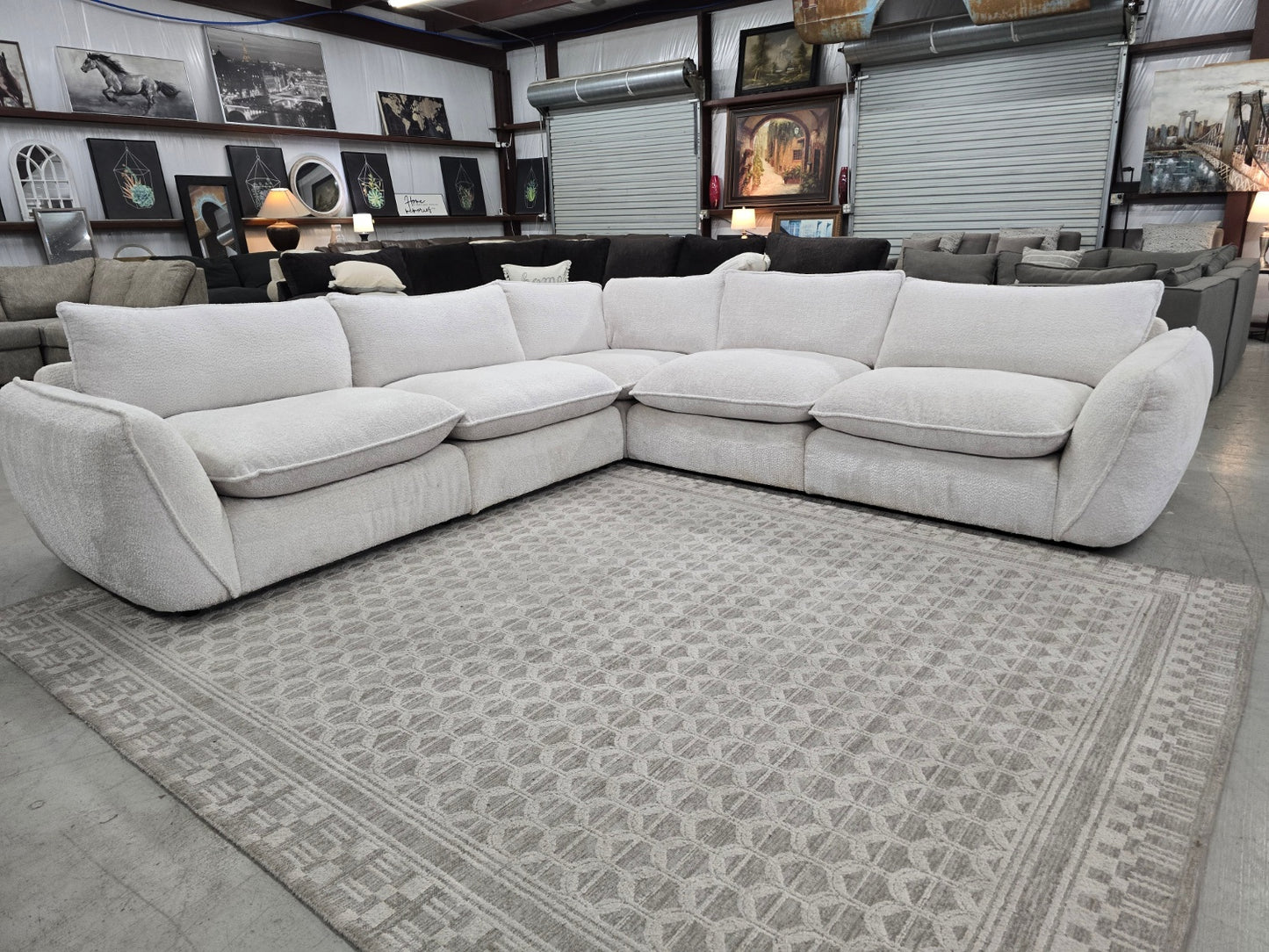 Gorgeous living spaces modular Sectional Couch FAST 🚛 FAST SAME DAY DELIVERY! 🚚