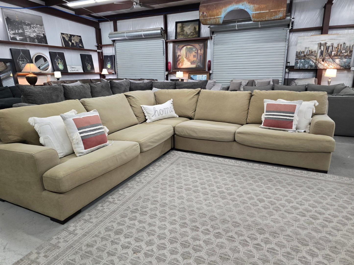 Beige Sectional Couch 🚛 FAST SAME DAY DELIVERY! 🚚