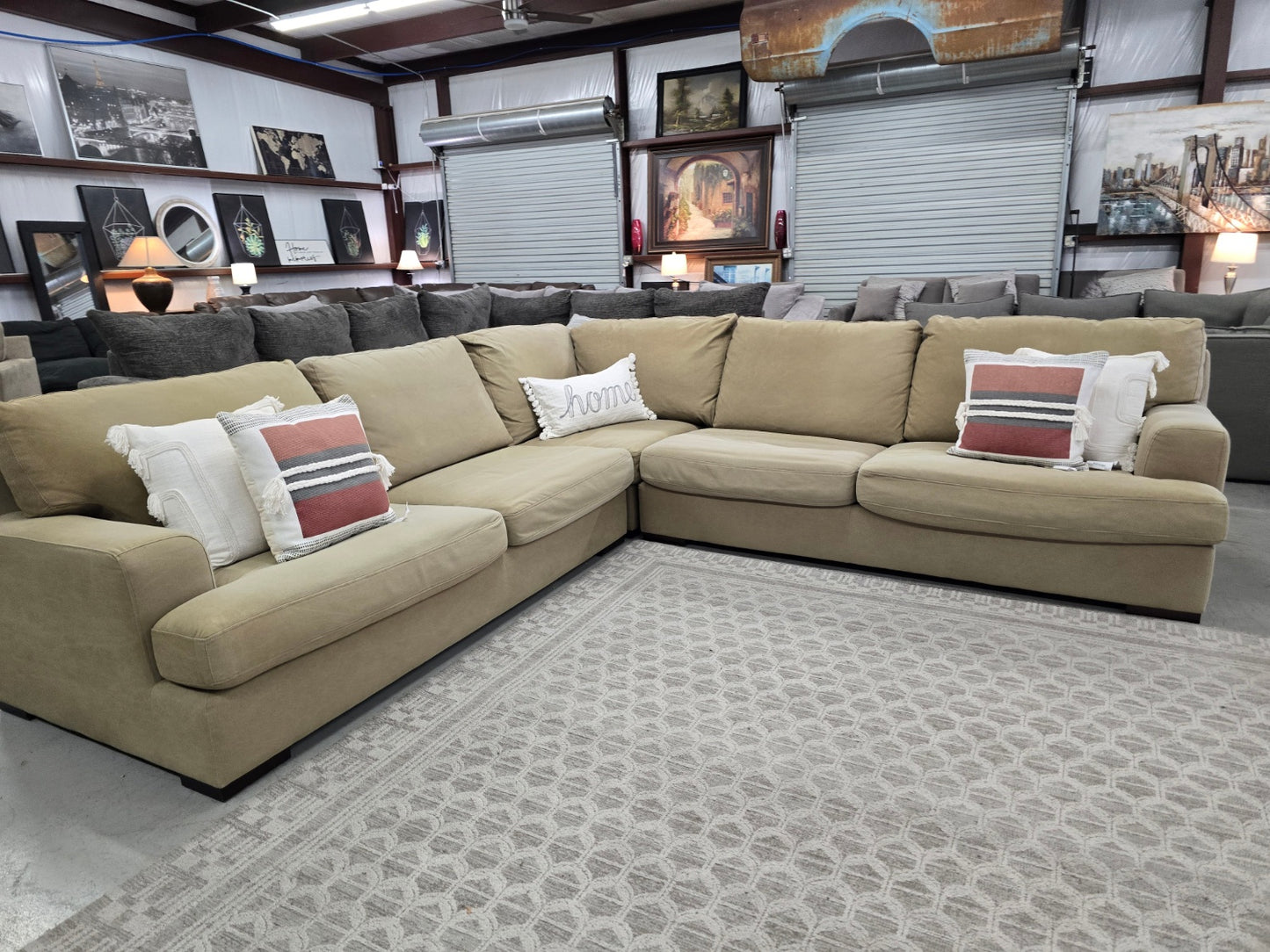 Beige Sectional Couch 🚛 FAST SAME DAY DELIVERY! 🚚