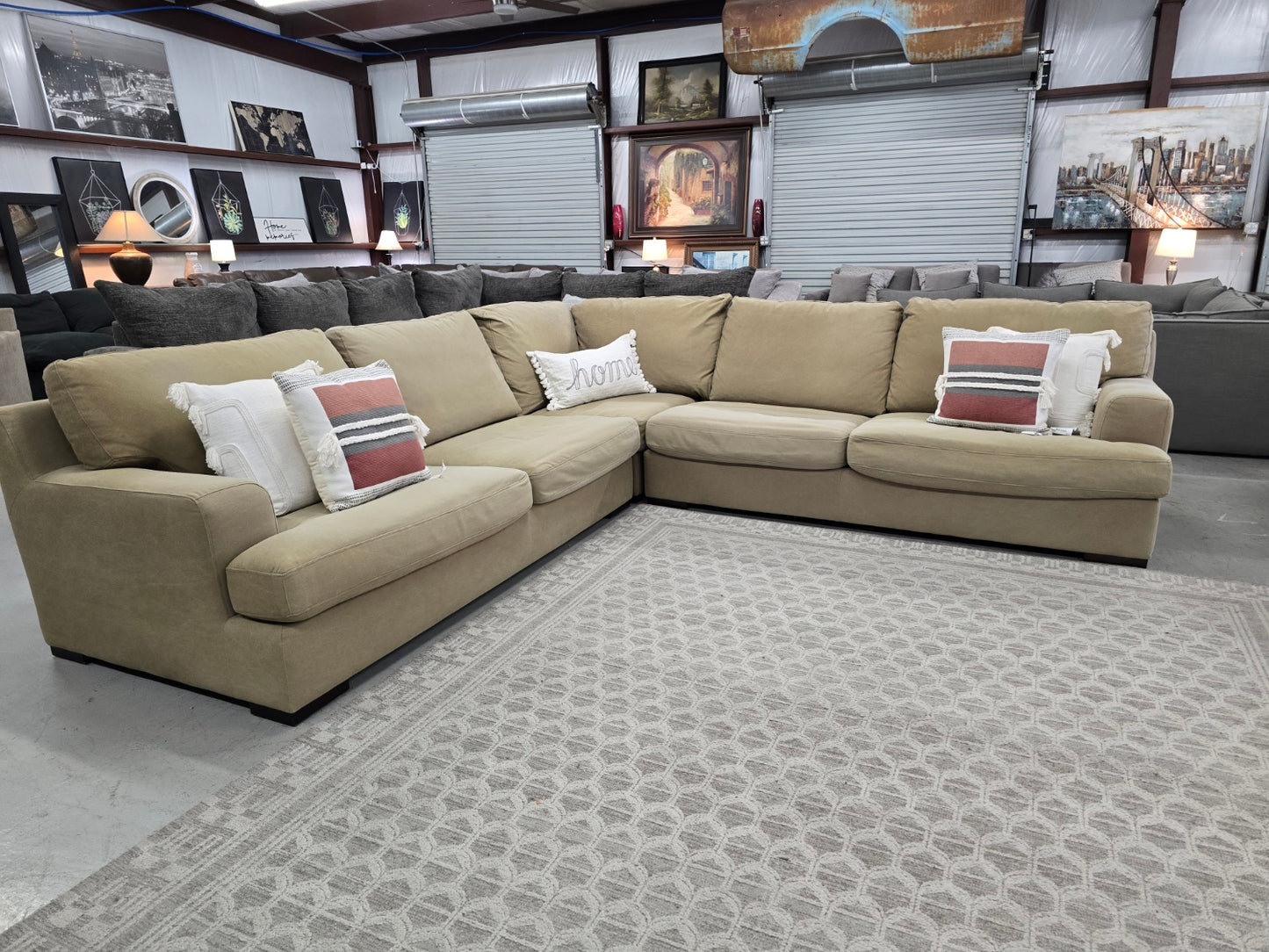 Beige Sectional Couch 🚛 FAST SAME DAY DELIVERY! 🚚