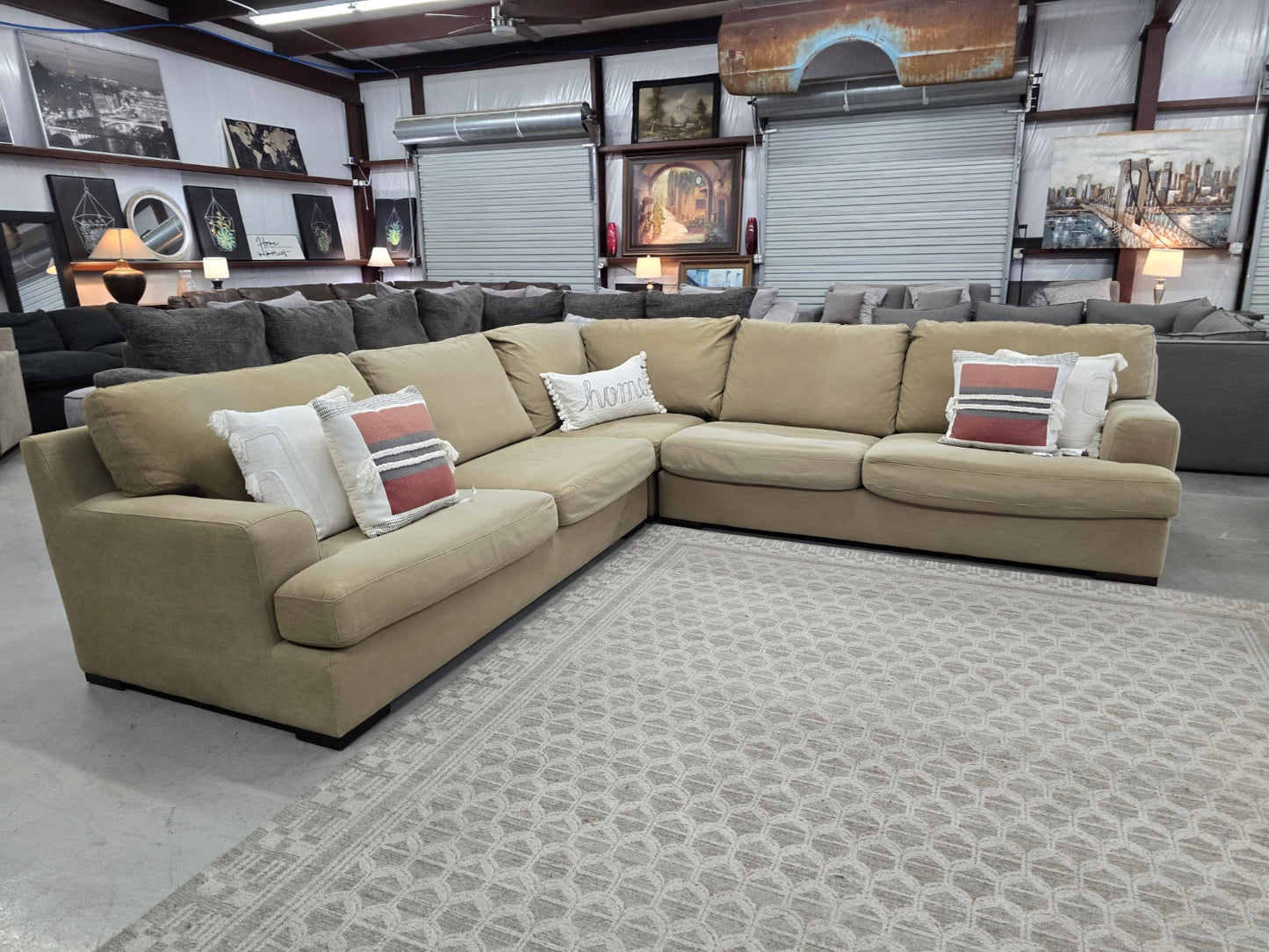 Beige Sectional Couch 🚛 FAST SAME DAY DELIVERY! 🚚