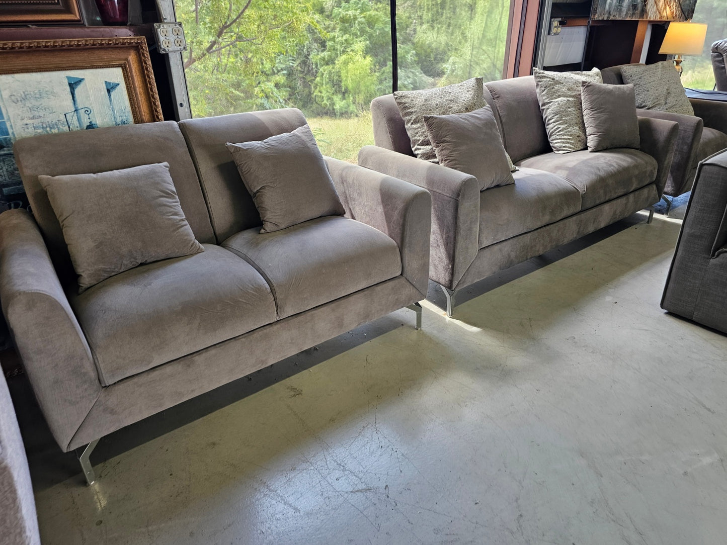Gray Couch in 3pc set with  🚛 SAME DAY DELIVERY 🚚
