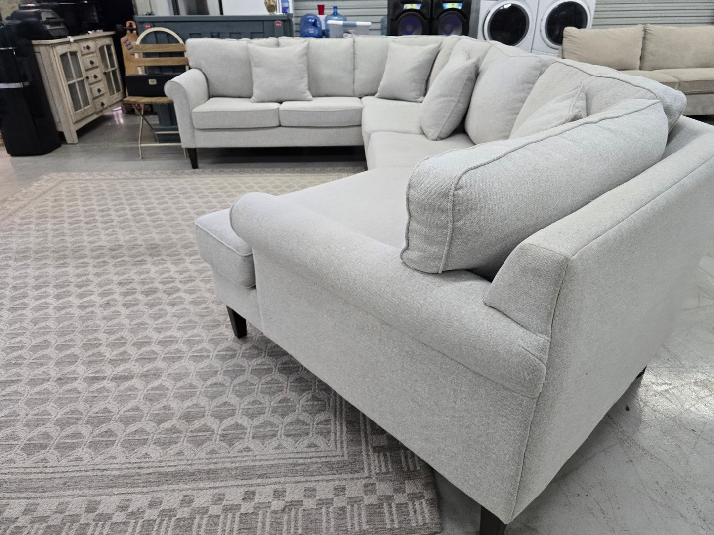 Light Gray Sectional COUCH For Sale  🚛 FAST SAME DAY DELIVERY! 🚚