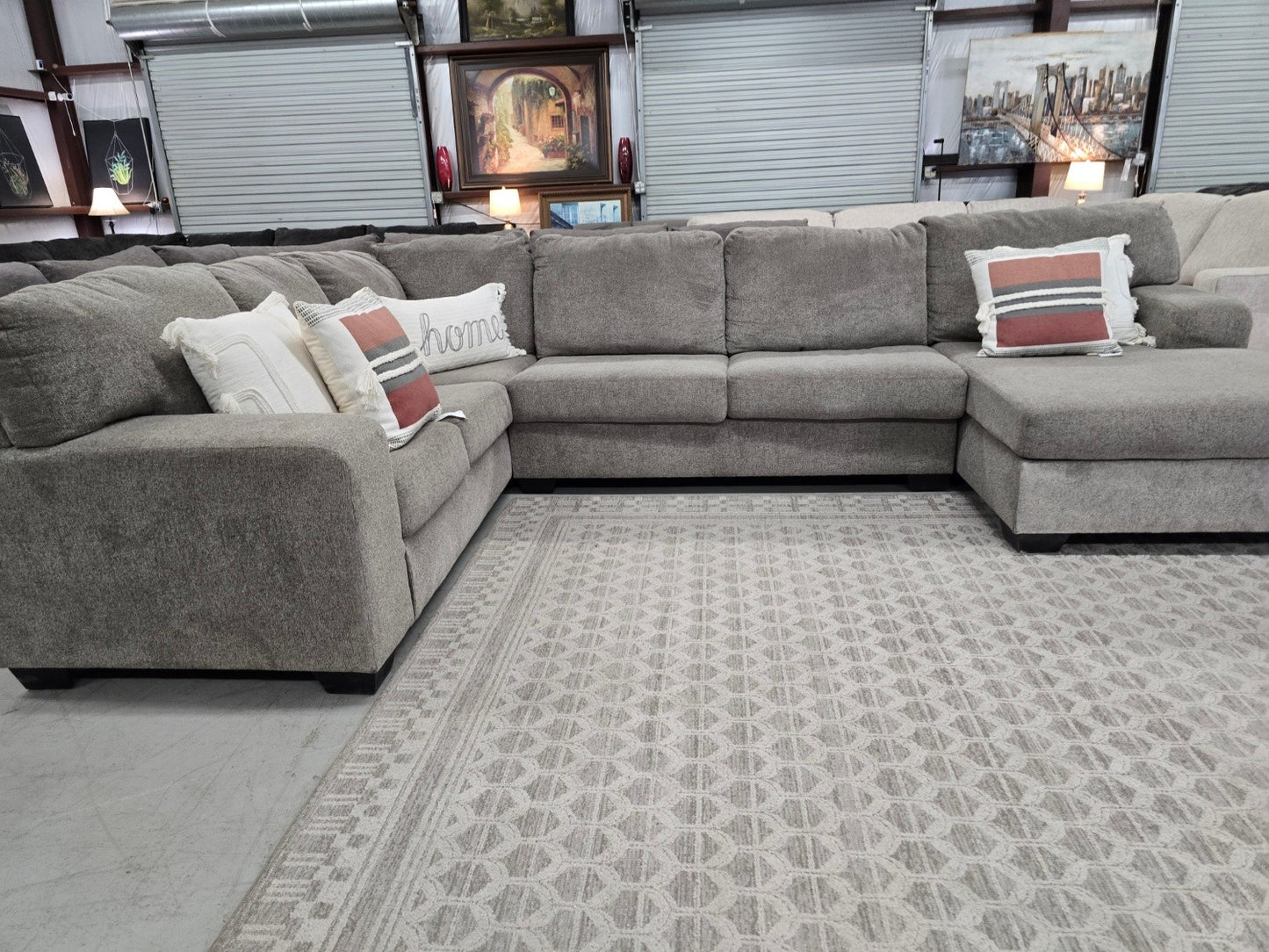 Light Gray U-Shaped Sectional Couch with 🚛 FAST SAME DAY DELIVERY! 🚚