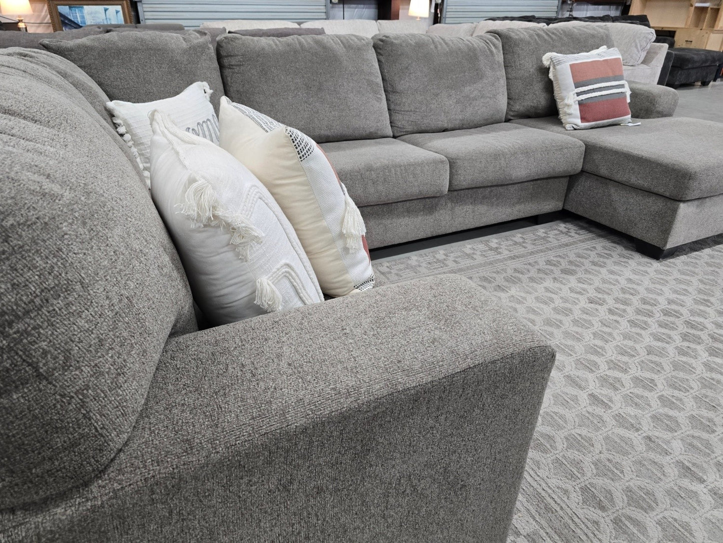 Light Gray U-Shaped Sectional Couch with 🚛 FAST SAME DAY DELIVERY! 🚚