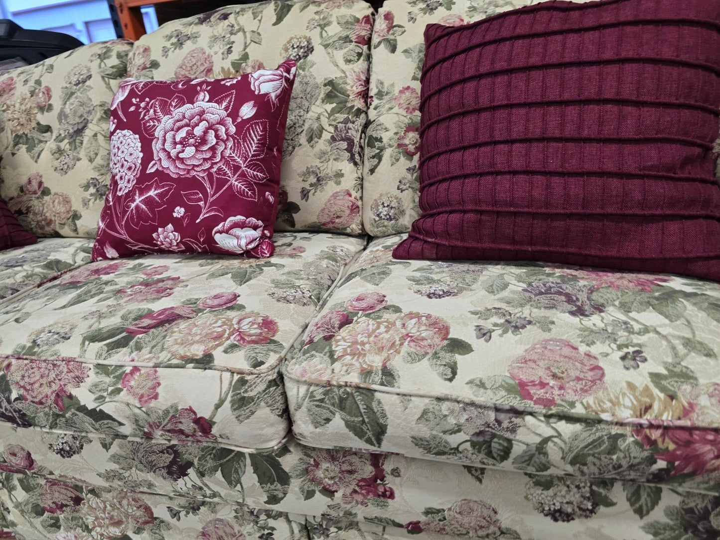 La-Z- Boy 3-Seater Couch (Get On The Early BLACK FRIDAY DEALS) 🚛 FAST SAME DAY DELIVERY! 🚚