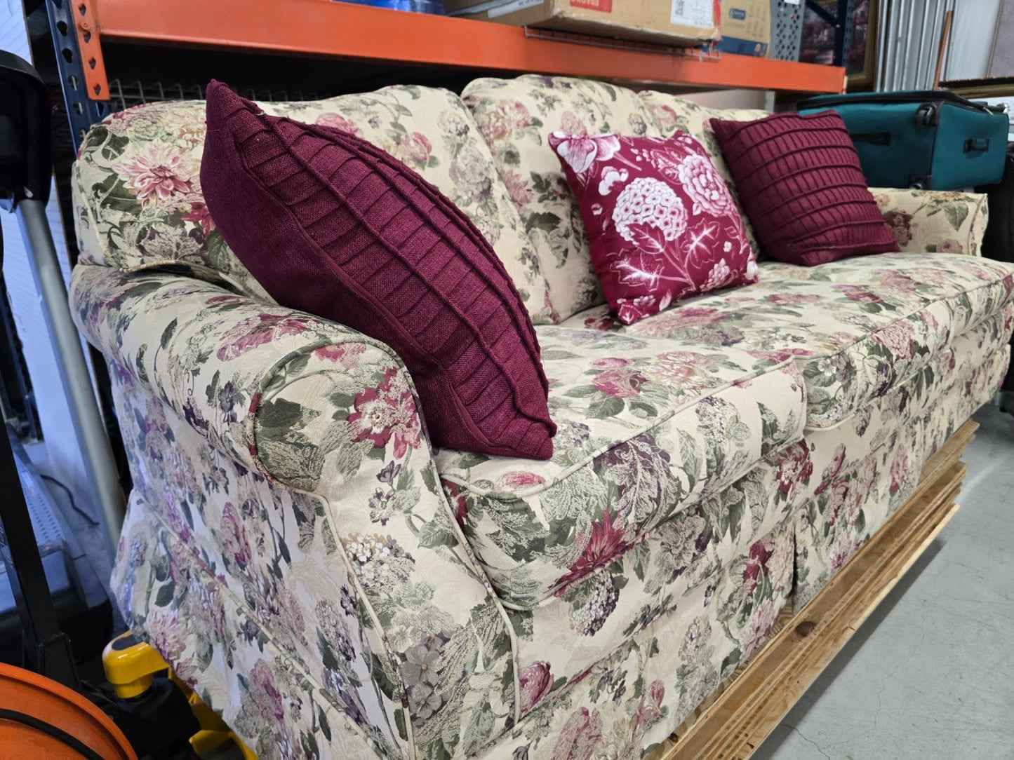 La-Z- Boy 3-Seater Couch (Get On The Early BLACK FRIDAY DEALS) 🚛 FAST SAME DAY DELIVERY! 🚚