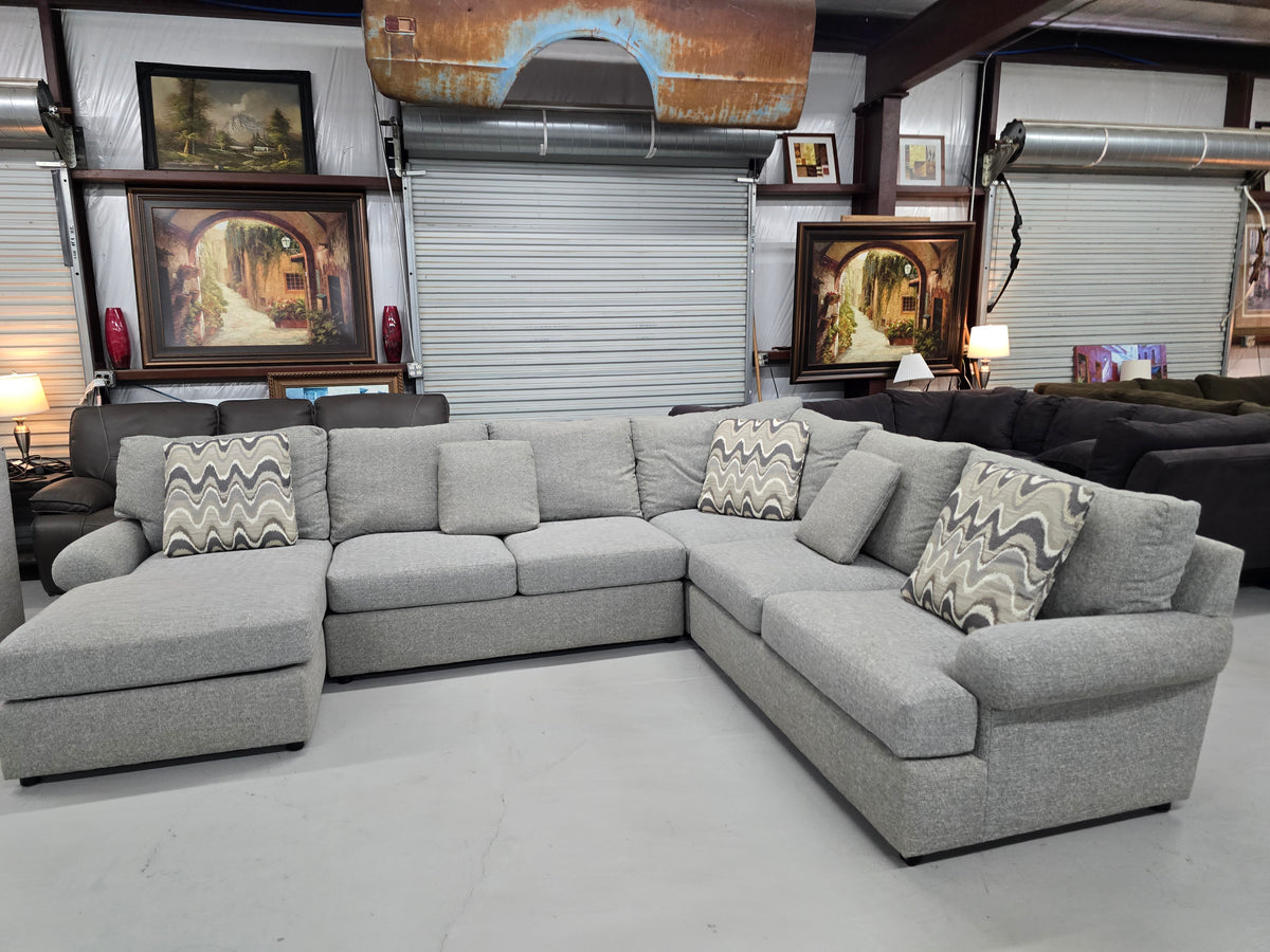 Bernhardt Large Gray U-Shaped Sectional Couch - D110
