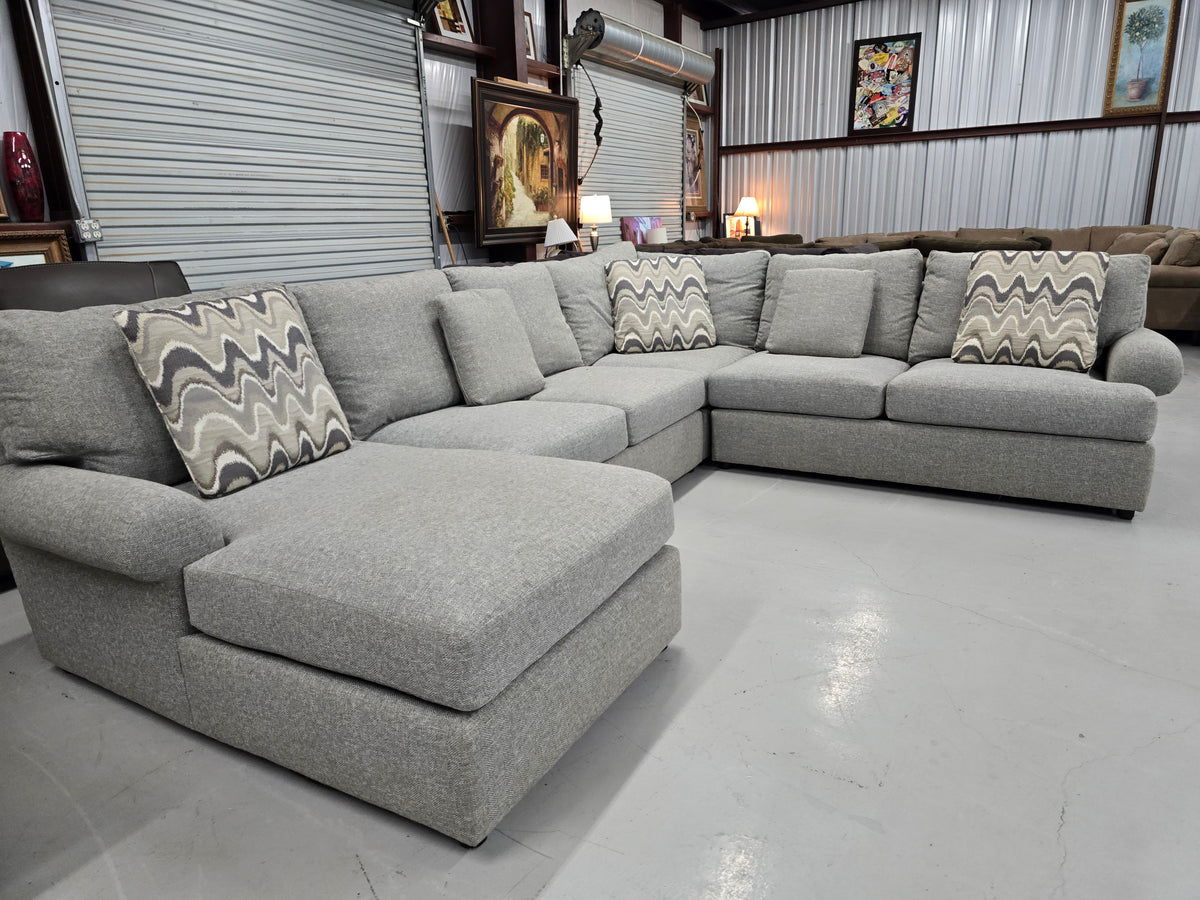 Bernhardt Large Gray U-Shaped Sectional Couch - D110